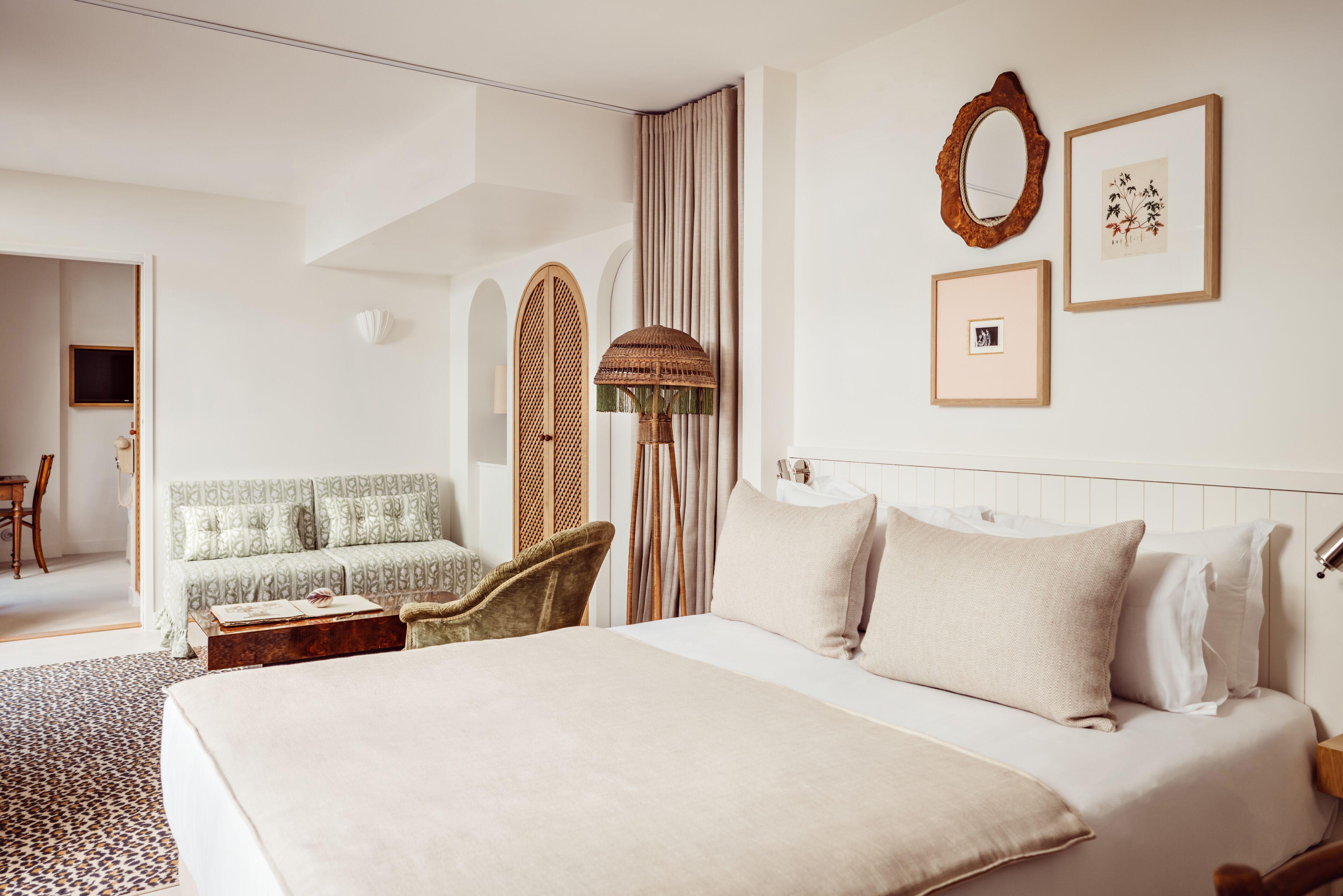 Monsieur Aristide Hotel 4*